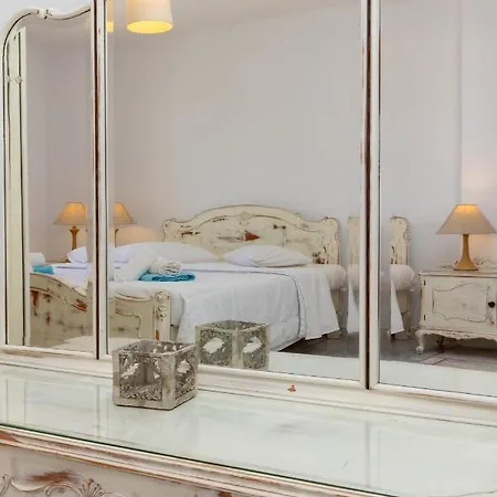 Marble Apartment *