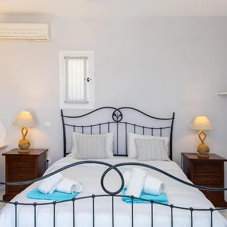 Marble Apartment Tinos